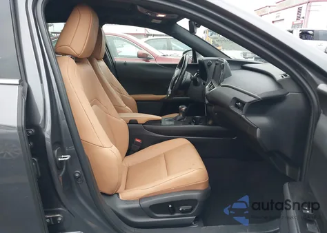 2024 Lexus Ux 250H Premium z USA, uszkodzony, nr VIN JTHP6JBH6R2177772